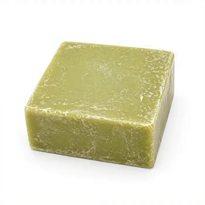 Savon naturel ancien, affiné 3 ans dans une grotte