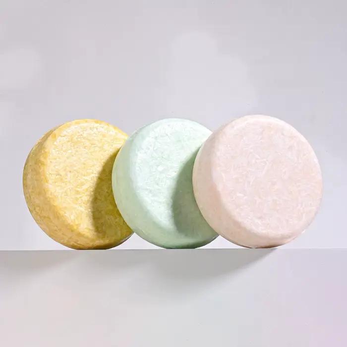 Shampoing à la noix de coco naturelle biologique