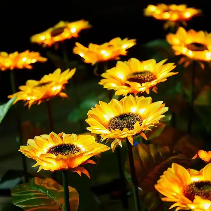 Lampes solaires à insérer au sol en forme de tournesol, lampes LED d'extérieur pour pelouse, jardin, cour et décoration paysagère