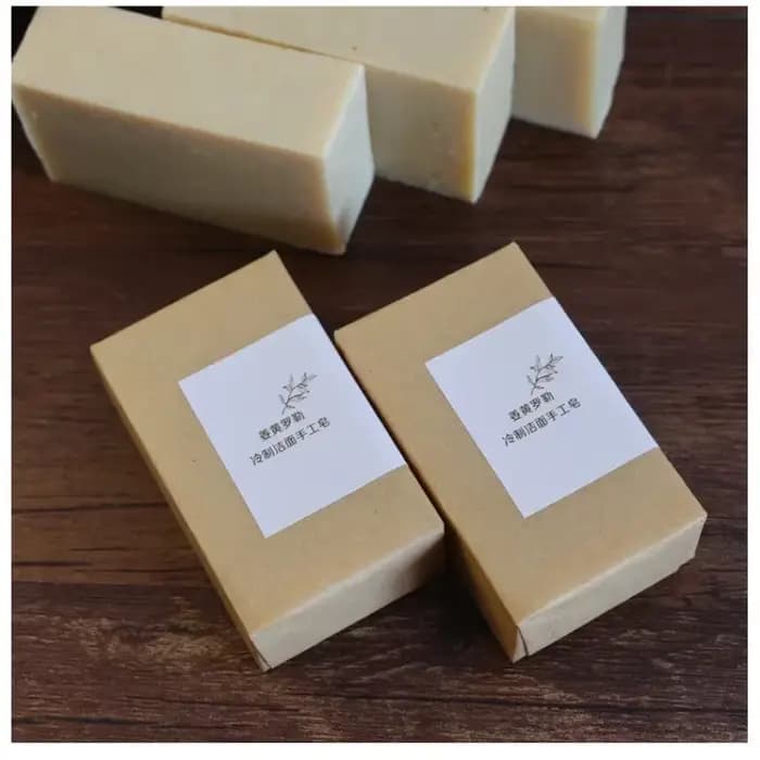 Huile essentielle de basilic de curcuma pour visage