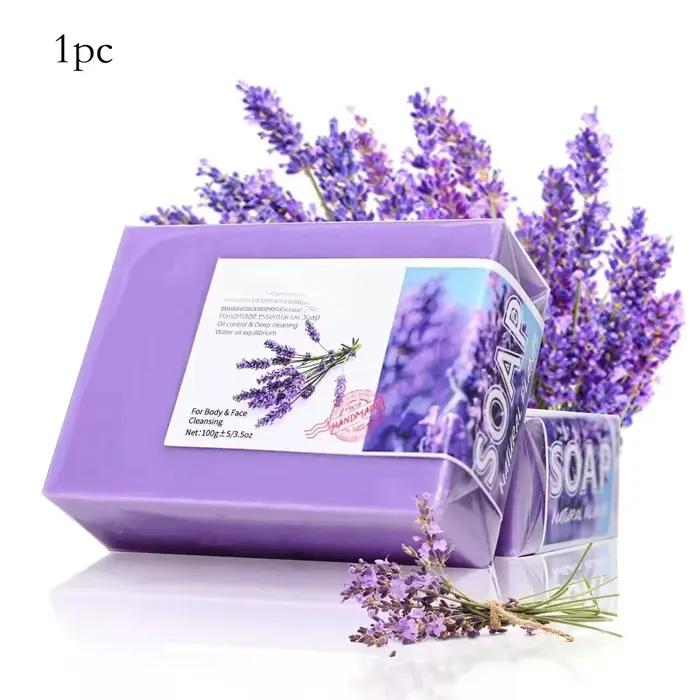 Savon aux huiles essentielles de lavande biologique naturel