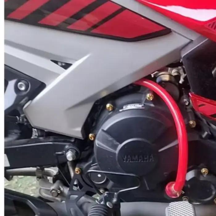 Respirateur de moto avec tuyau |   Radiateur modifié en caoutchouc pour moto, becquet d'huile