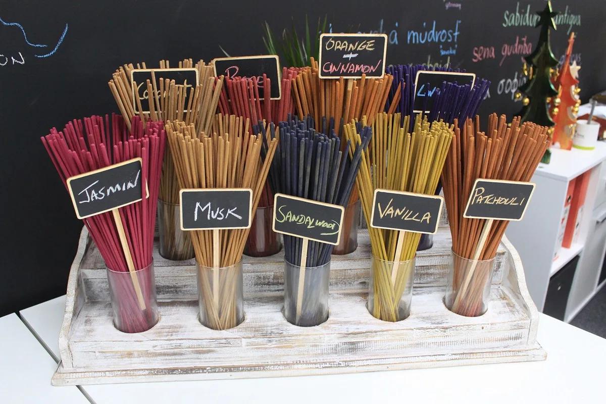 Pack of 100 Premium Bulk Incense - Jasmin
