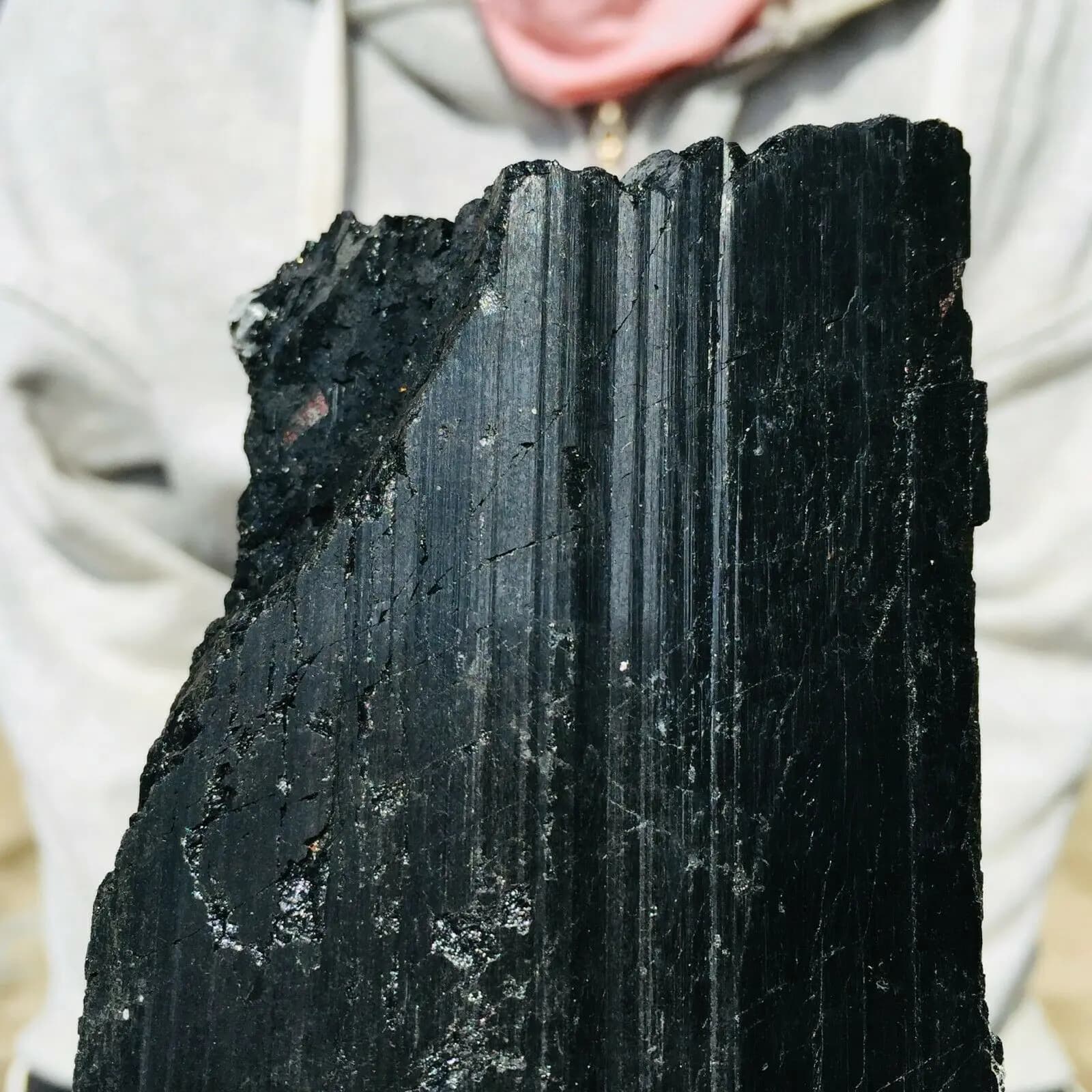 Pierre de Tourmaline Noire Naturelle, Échdébordde Roche Brute