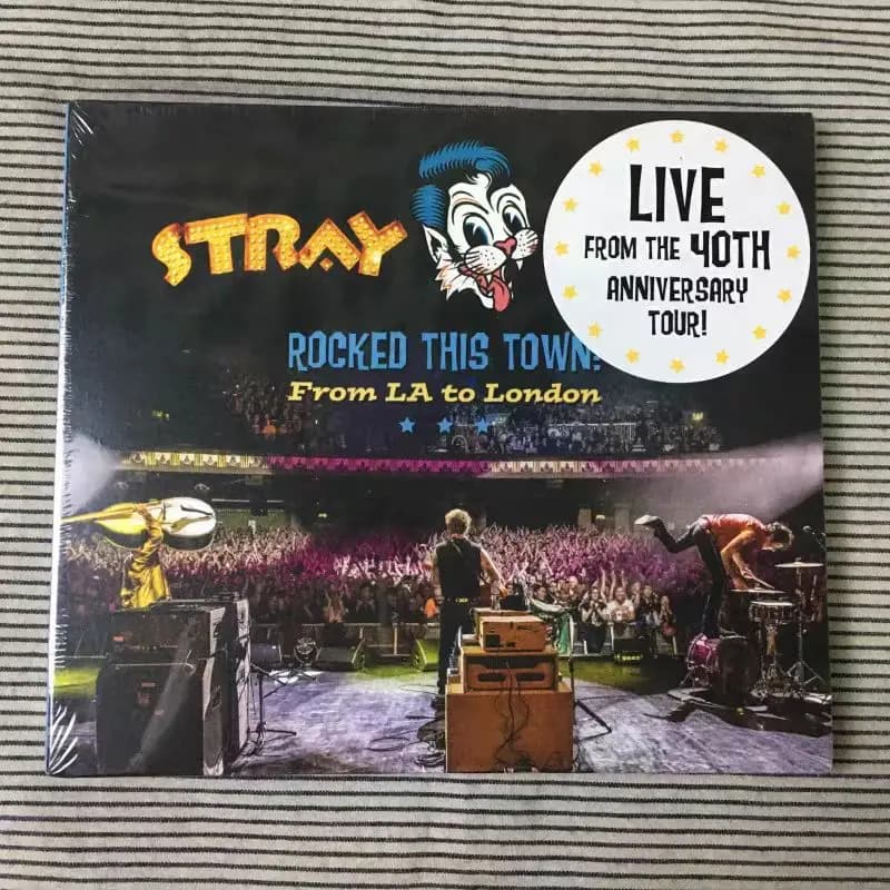 Stray Cats – Rondé cette ville : de LA à Londres (2020) | Rockabilly/Rock Live Album Car Soundtracks