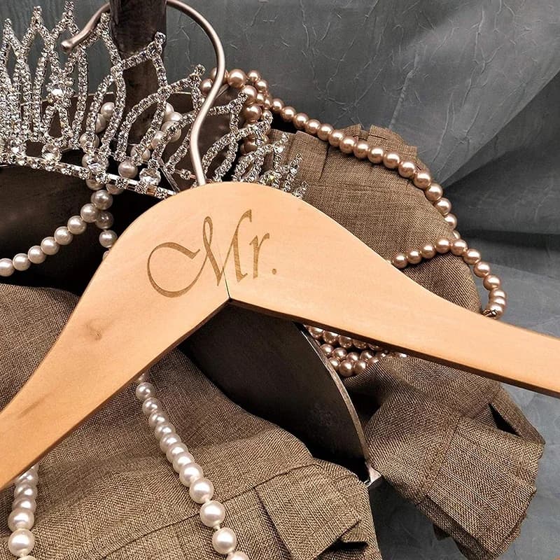 Cintre en bois pour robe, décoration de douche, cadeau rustique, Mr Mrs, mari, épouse, mariée, marié