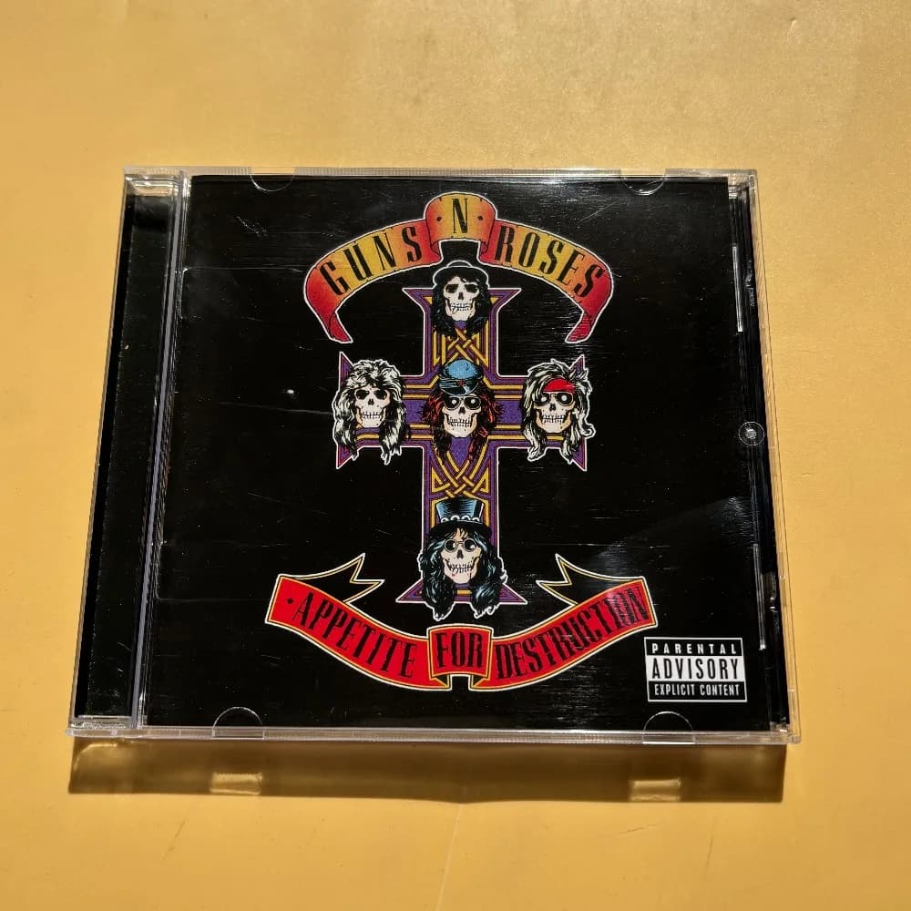 Album de débüt Hard Rock 1987, le plus vendu de tous les temps, parmi les 500 meilleurs albums selon