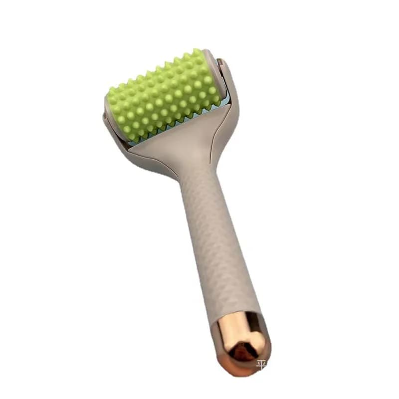 Rouleau à glace rose, masseur facial pour instituts de gonflage et blessures mineures, produits de b