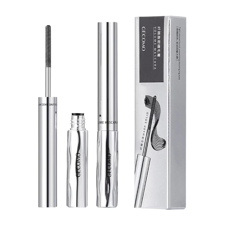 Mascara longue tenue qui boucle les cils, résistant à l'eau et à la transpiration, sépare chaque cil