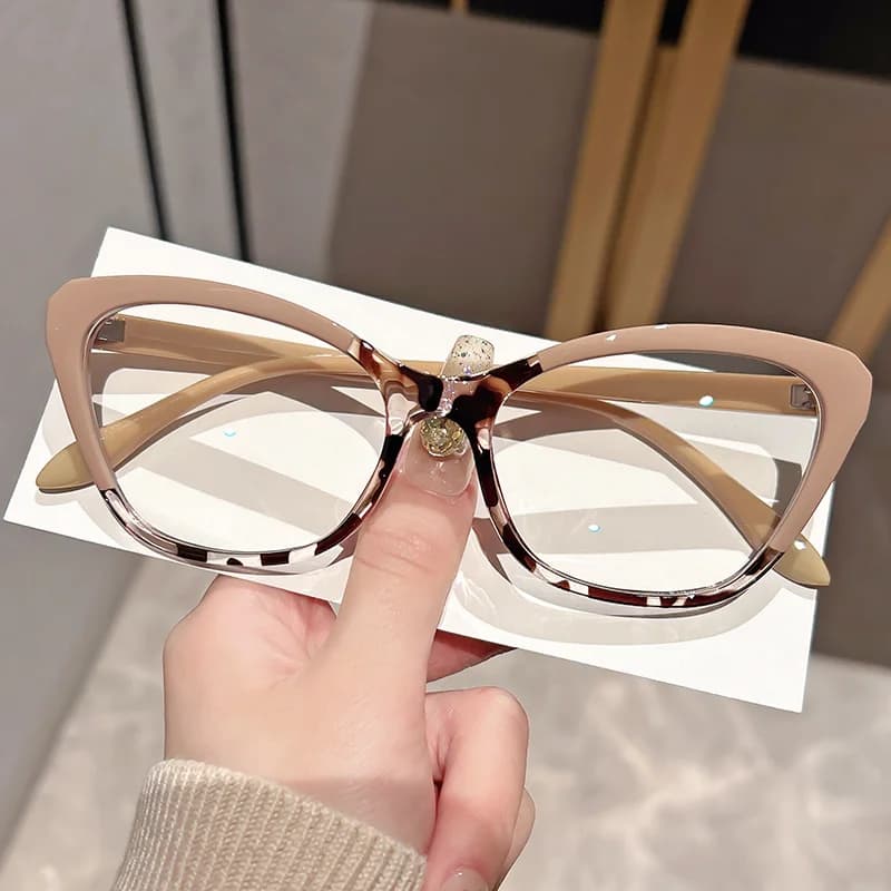 Lunettes de lecture œil de chat élégantes pour femmes, monture bloc de couleur chic, lentille transp