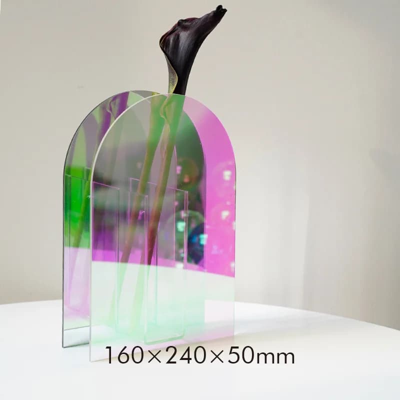 Vase en acrylique coloré arc-en-ciel nordique