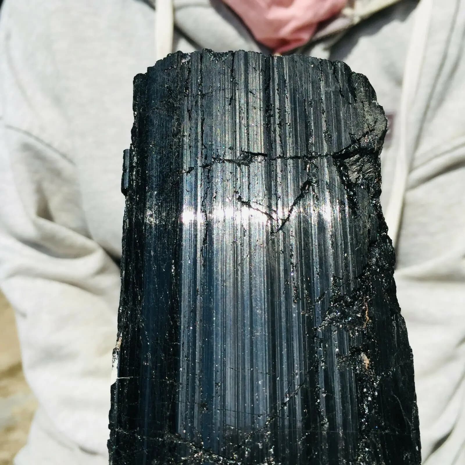 Pierre de Tourmaline Noire Naturelle, Échdébordde Roche Brute