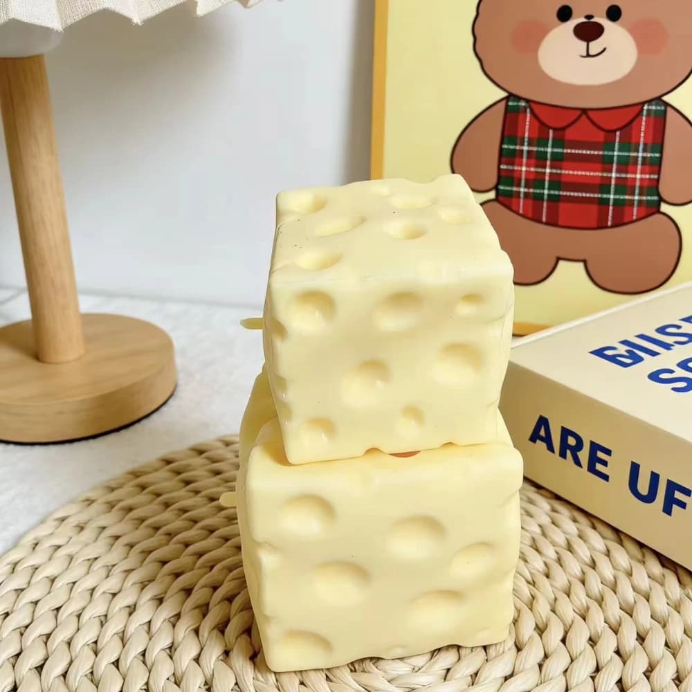 1 pièce Balle anti-stress géante en forme de cube de fromage, compressible, non rebondissante, jouet sensoriel ASMR, cadeau de festival