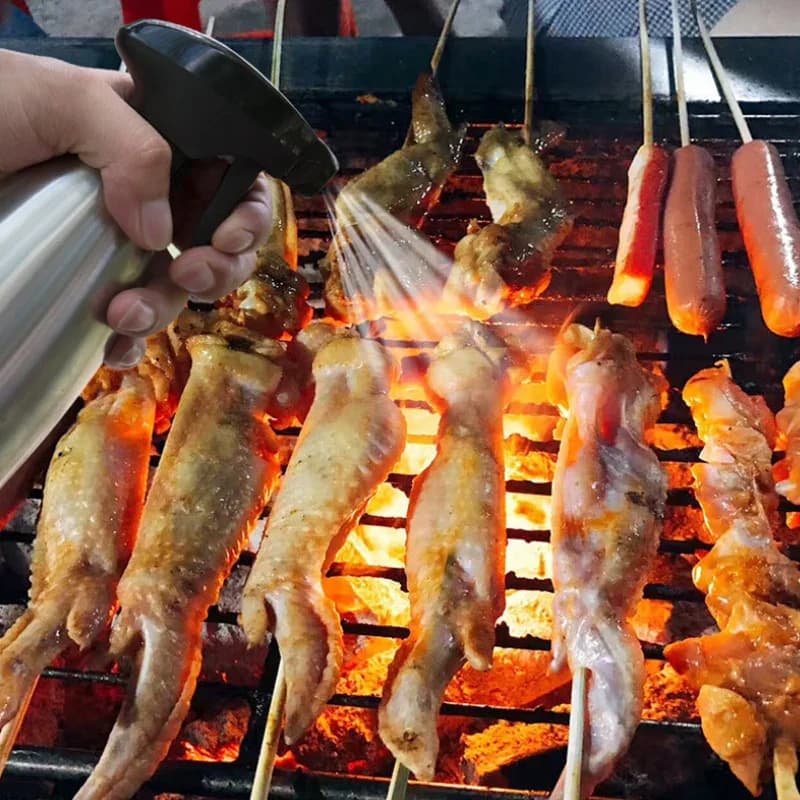 Bouteille de pulvérisation d'huile en acier inoxydable, vinaigre pratique, pulvérisateur d'huile d'olive, bouteille d'assaisonnement Soy aissce, distributeur d'huile pour barbecue, environ 500ml