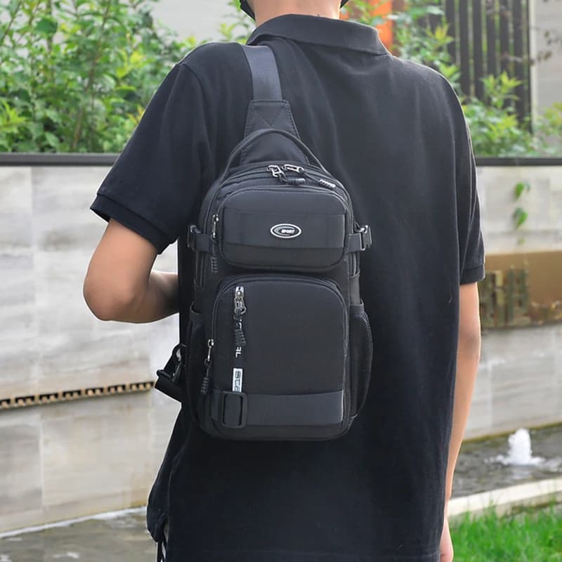 Sac à dos d'équitation pour hommes, sac de poitrine pour hommes, sac à bandoulière simple décontracté pour hommes, sac à bandoulière léger et de grande capacité