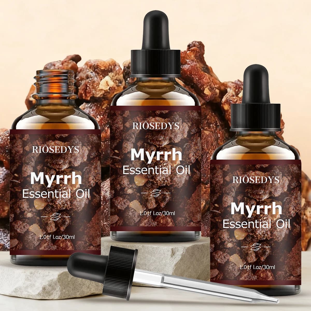 Huile essentielle de myrrhe, parfum naturel, convient aux massages corporels, aux soins capillaires et aux diffuseurs.