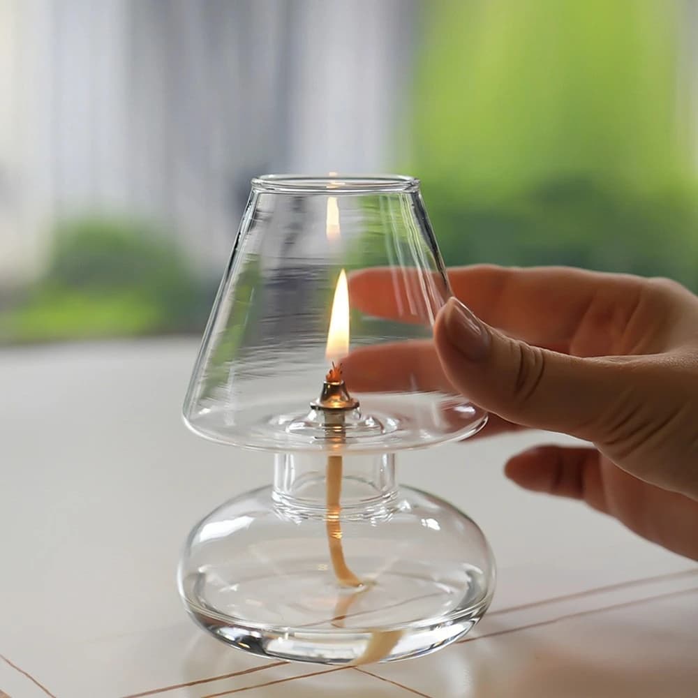 Lampe à huile en verre de Style nordique, bougeoir décoratif de Style européen pour la maison, ornement avec abat-jour, lampe à huile coupe-vent et croustillante