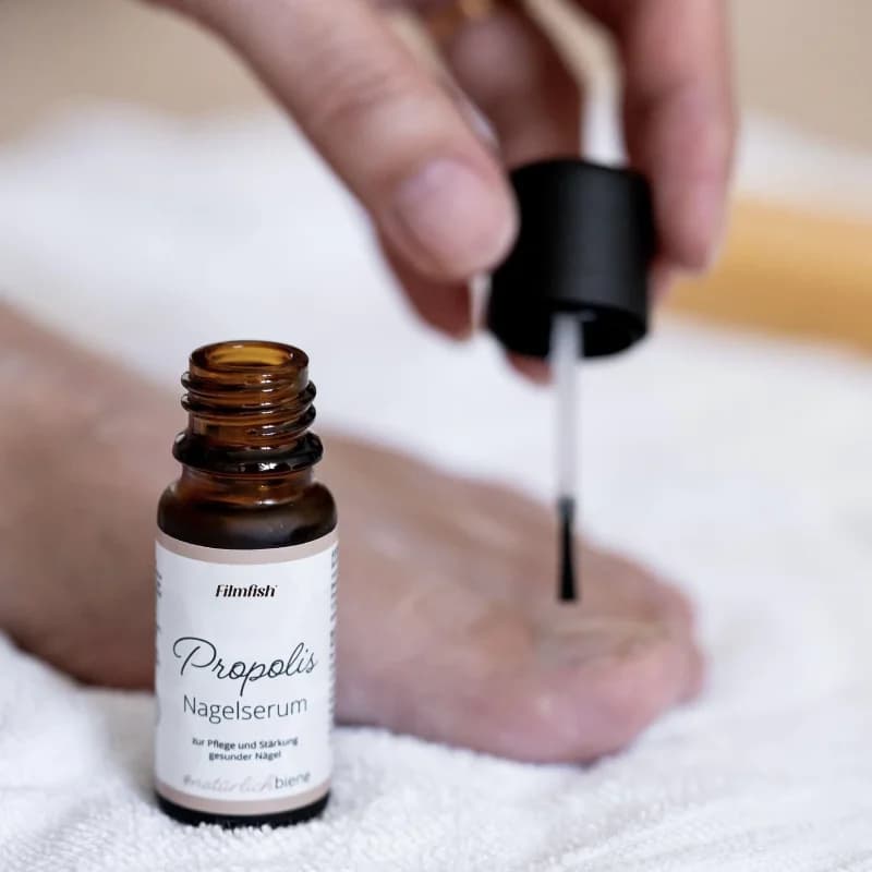 Huile d'arbre à thé pour les soins des ongles, liquide hydratant, traitement nourrissant, adoucit les cuticules, nourrit les ongles secs et cassants, soin quotidien de la manucure