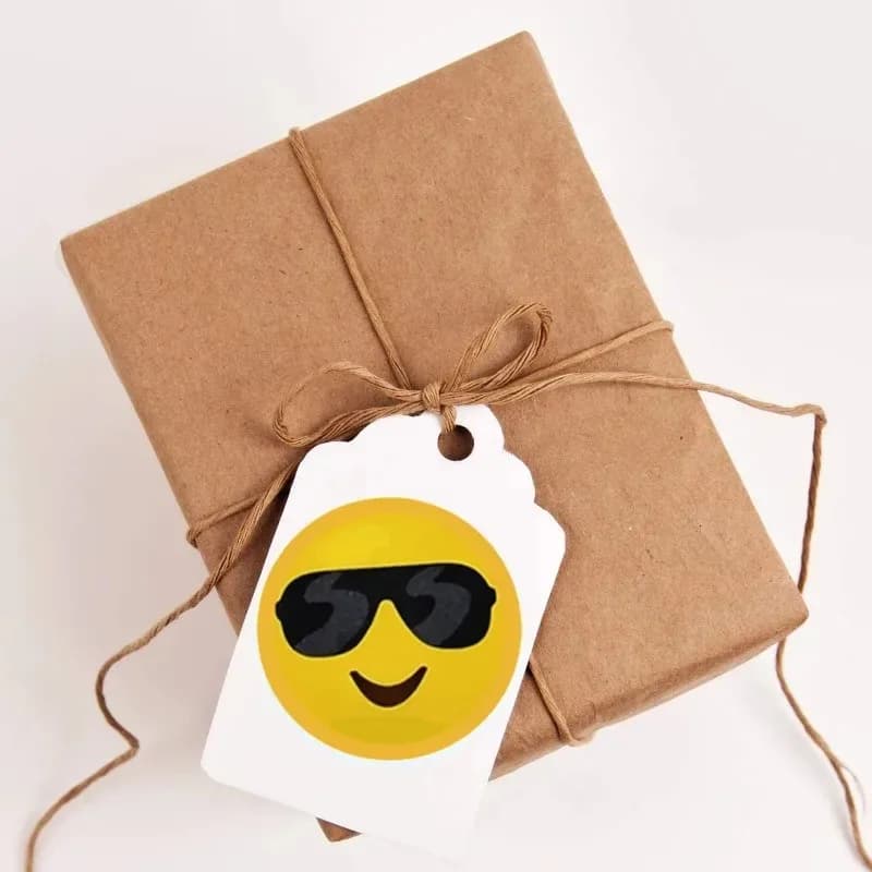 1/2 rouleau de stickers emoji souriants, autocollants inspirants pour enfants, emballage extérieur créatif mignon et amusant, autocollant cadeau