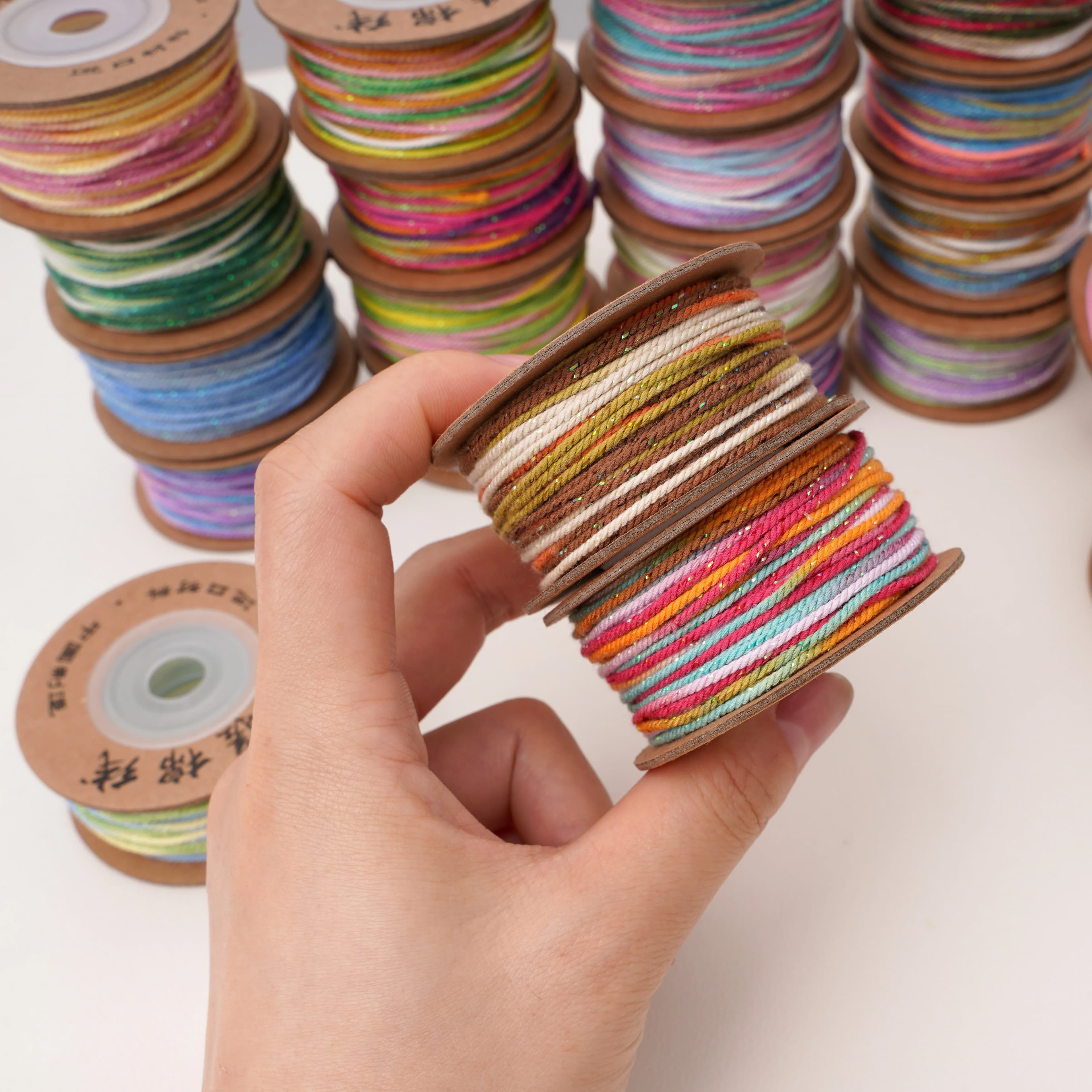 1 Rouleau de Cordon en Coton Torsadé à la Main Effet Ciel Étoilé 1,2 mm pour la Fabrication de Bracelets, Bijoux, Perles et Artisanat DIY