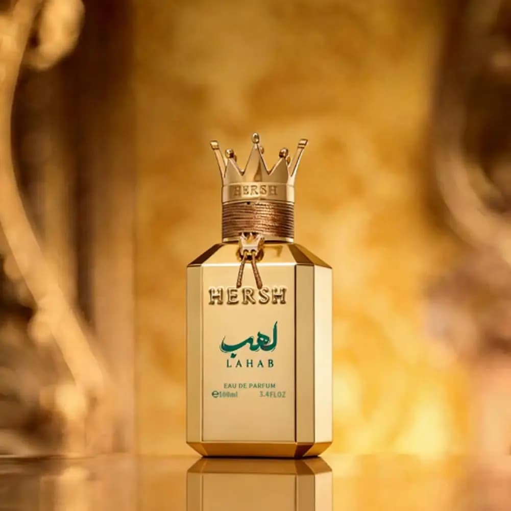 Parfum Hersh Lahab Eau de Toilette 100ml aux notes boisées audacieuses, basilic thaï frais, épices, poivre et pamplemousse, charmant et impressionnant