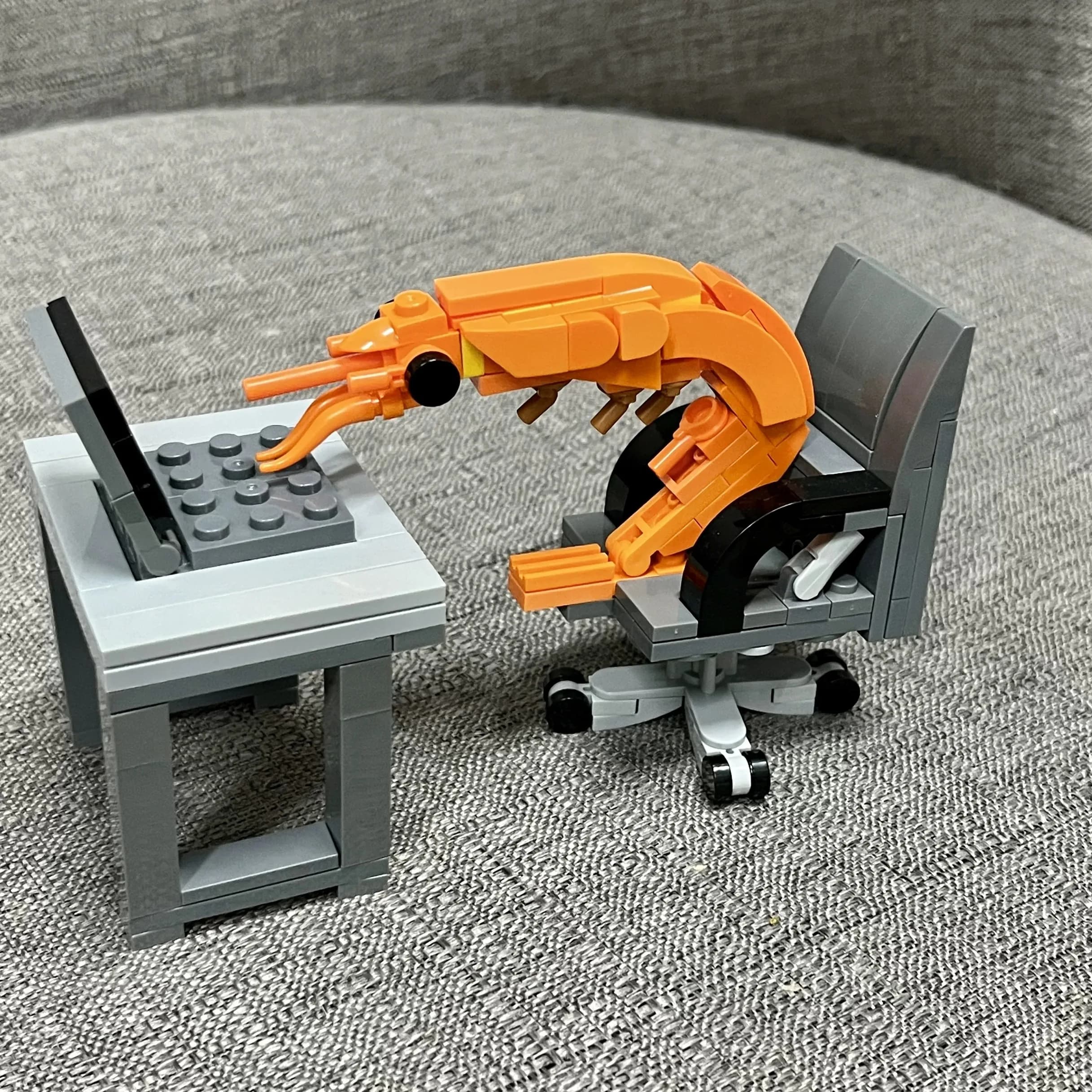 Figurines de modèle de crevettes en blocs de construction MOC, assemblage de puzzle, mélange aléatoire de garçons et de filles, parodies créatifs de célébrités d'Internet