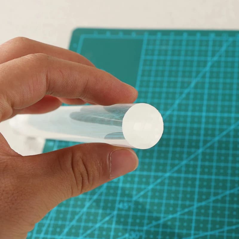 Rouleau d'argile de poterie transparente solide