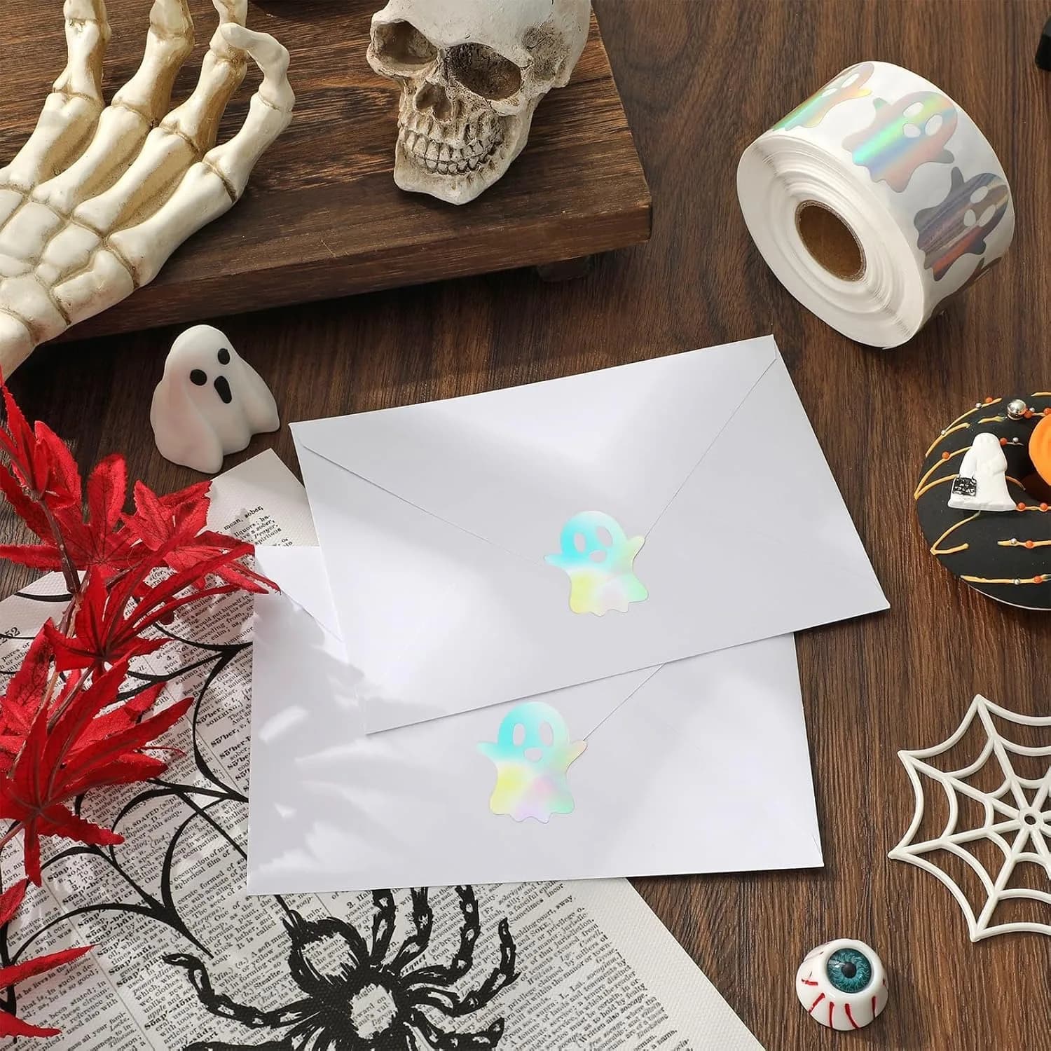 Rouleau d'autocollants fantômes d'halloween, 500 pièces, autocollants Laser fantôme, autocollants décoratifs en papier auto-adhésifs pour cadeaux de fête d'halloween