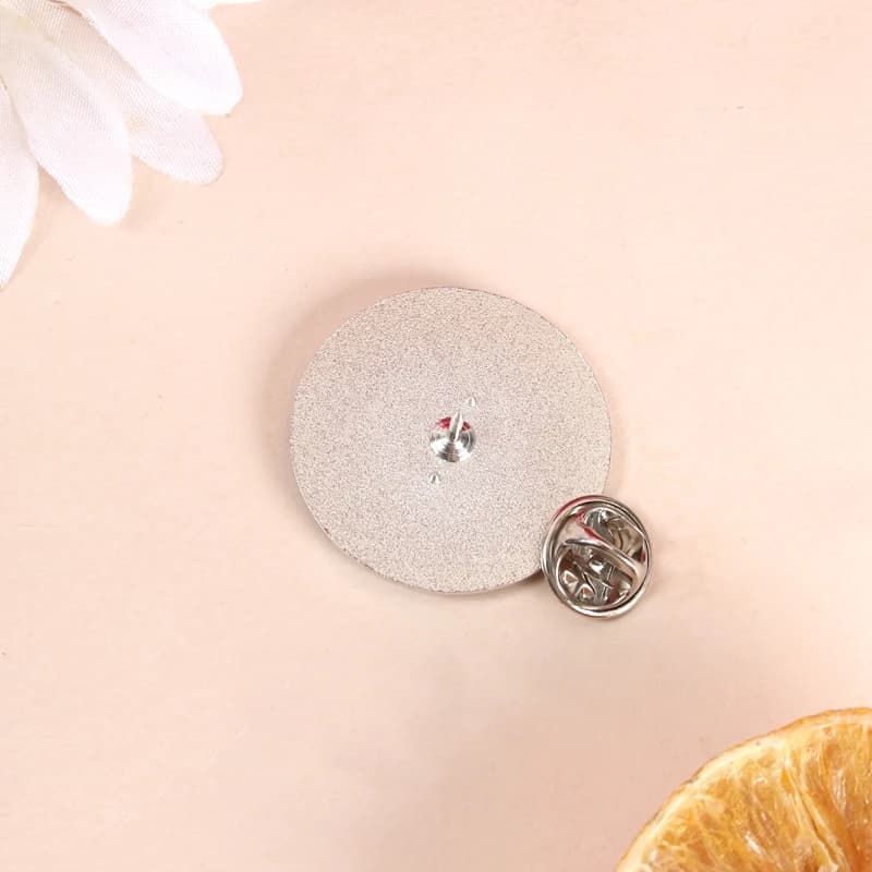 Broche de bande Pop One Direction, bande de chanteur à la mode, rouleau Ha, Badge en métal, sac à vêtements, accessoires, bijoux cadeaux pour amis