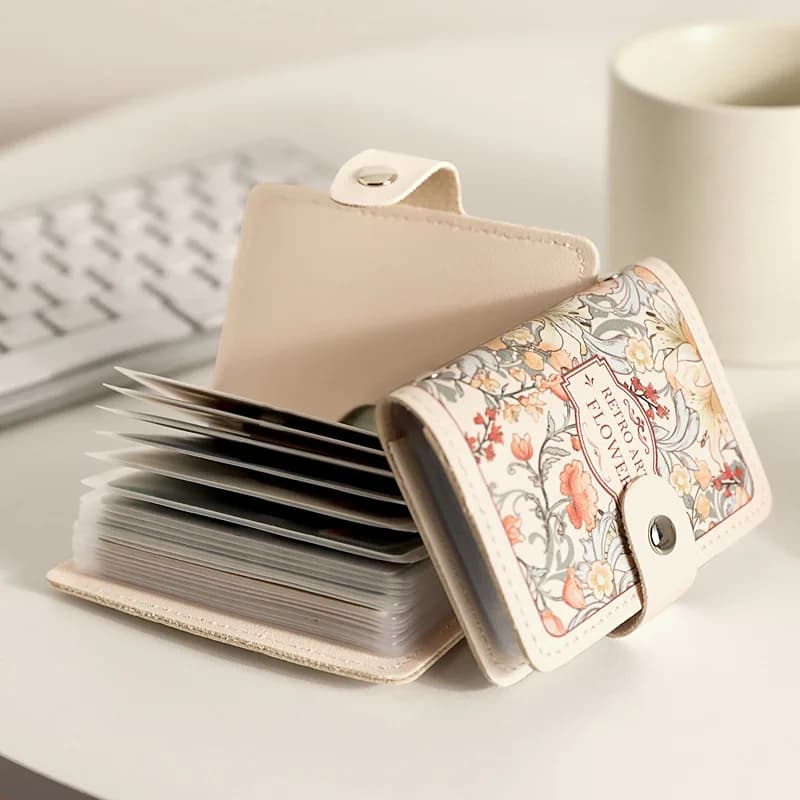Nouveau porte-cartes à motif floral pour femmes, style vintage, porte-cartes bancaires et d'identité multi-emplacements, étui chic en cuir synthétique