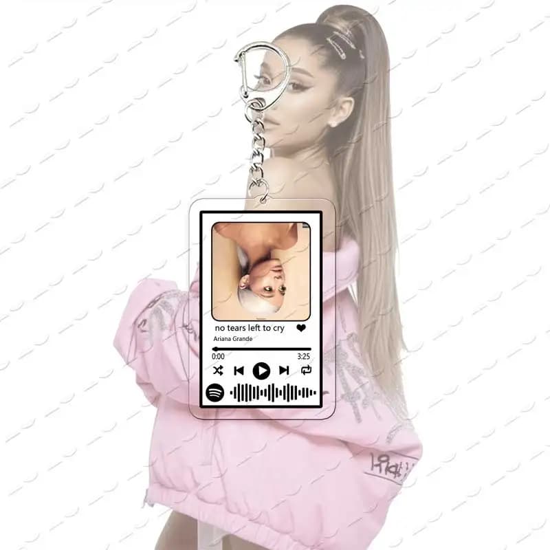Porte-clés populaires Ariana Grande : Code de playlist musical Into You Love Me Harder pour sacs d'accessoires, cadeaux pour fans