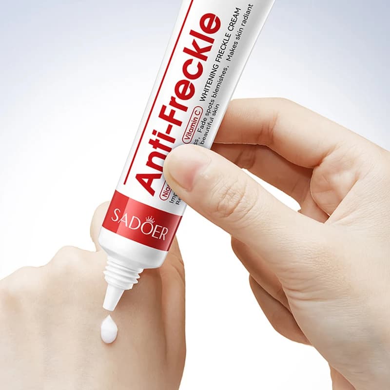 SADOER crème Anti taches de rousseur crèmes blanchissantes pour le visage élimination