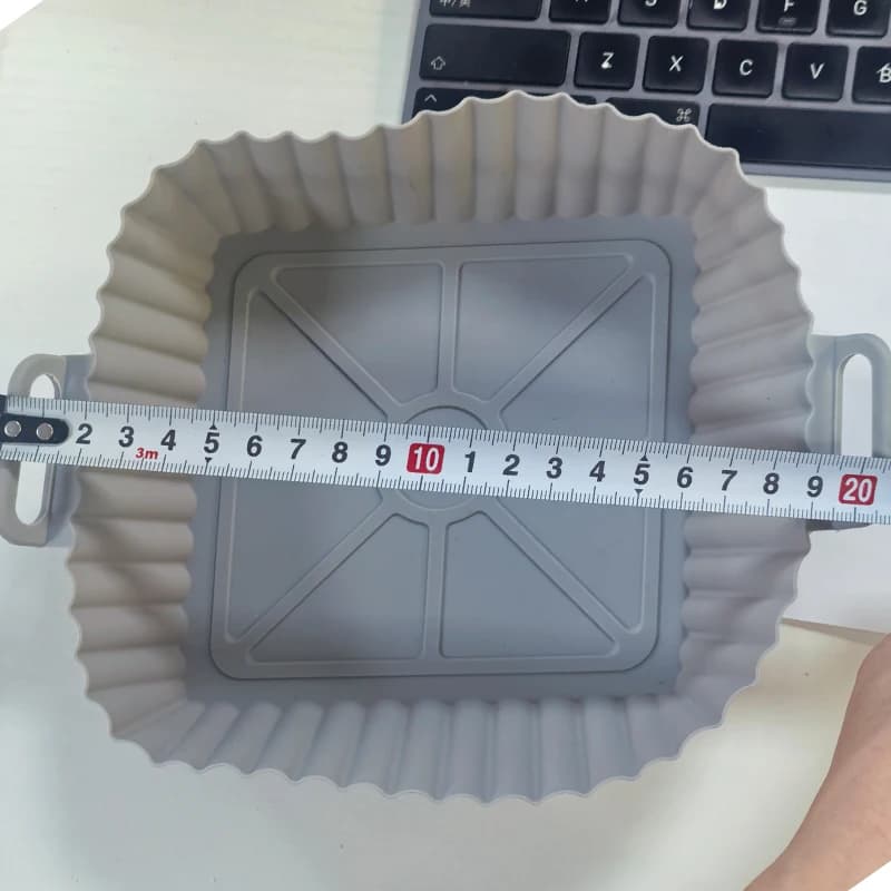 Plateau de pot de friteuse à air en silicone avec poignée, plaque de cuisson de friteuse à air carrée, revêtement de friteuse à air réutilisable pour la cuisson de cuisine 1 pièce