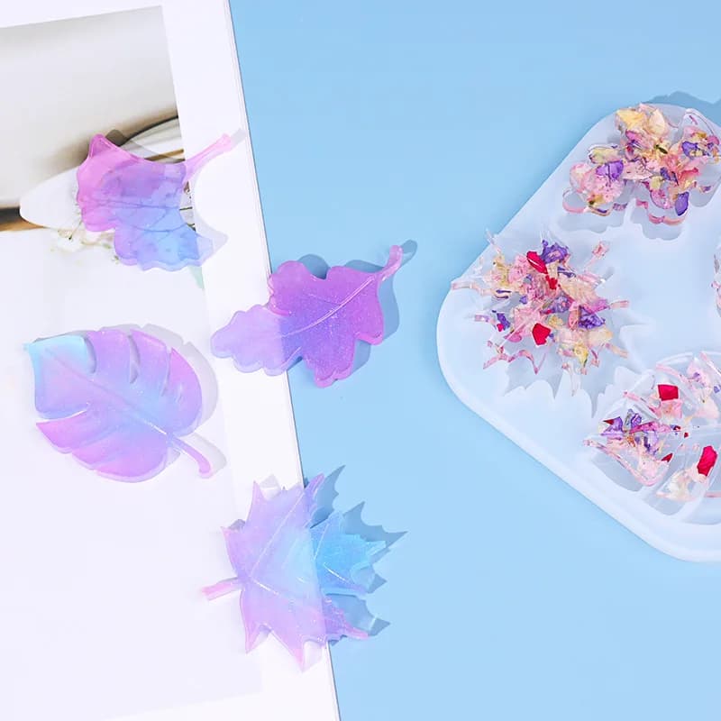 Drip-coated Maple Leaf and Ginkgo