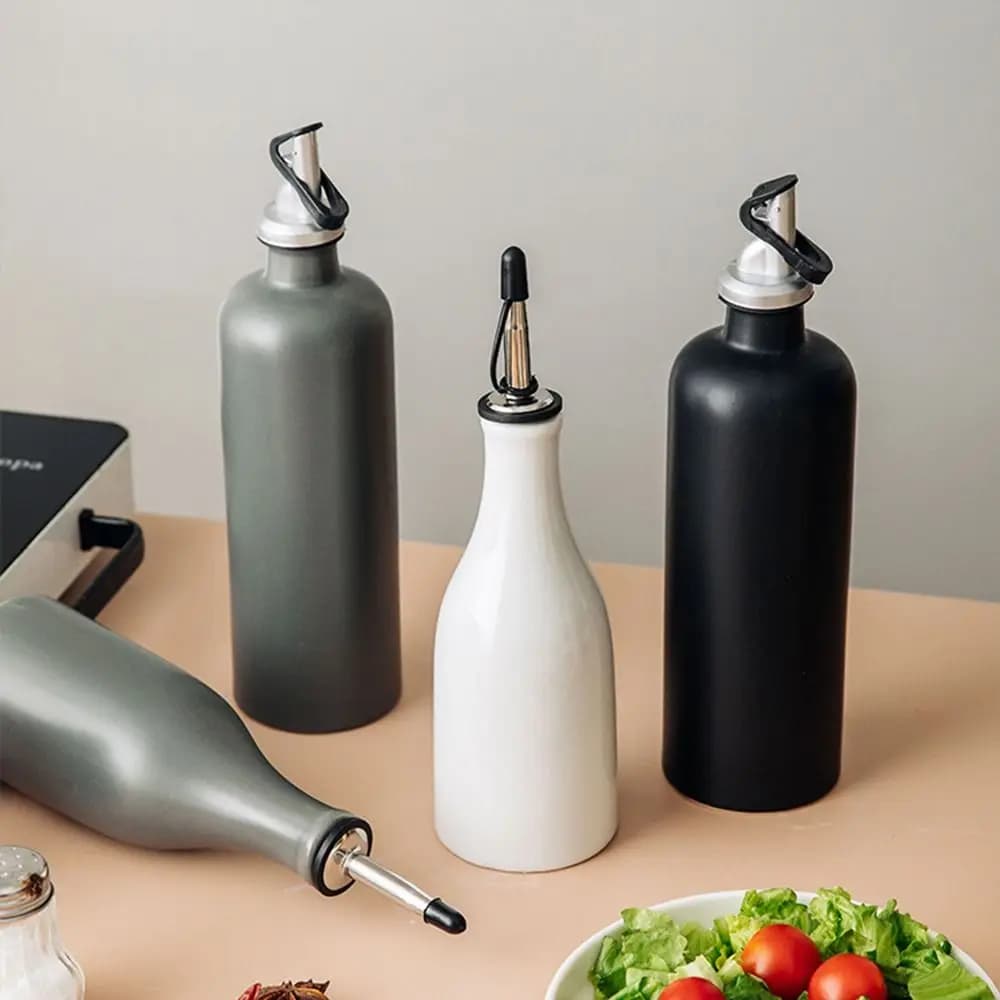Bouteille distributrice d'huile d'olive en céramique anti-oxydation, design moderne, vide, avec bec verseur pour cuisine et étiquettes adhésives