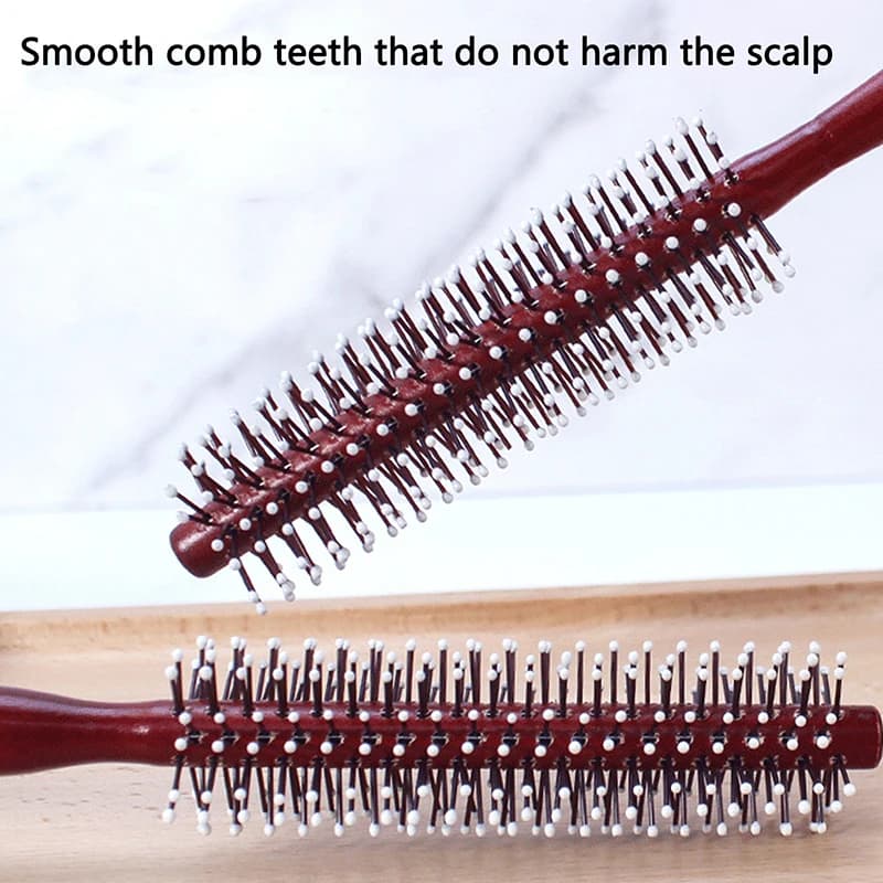 Brosse à cheveux ronde avec manche en bois