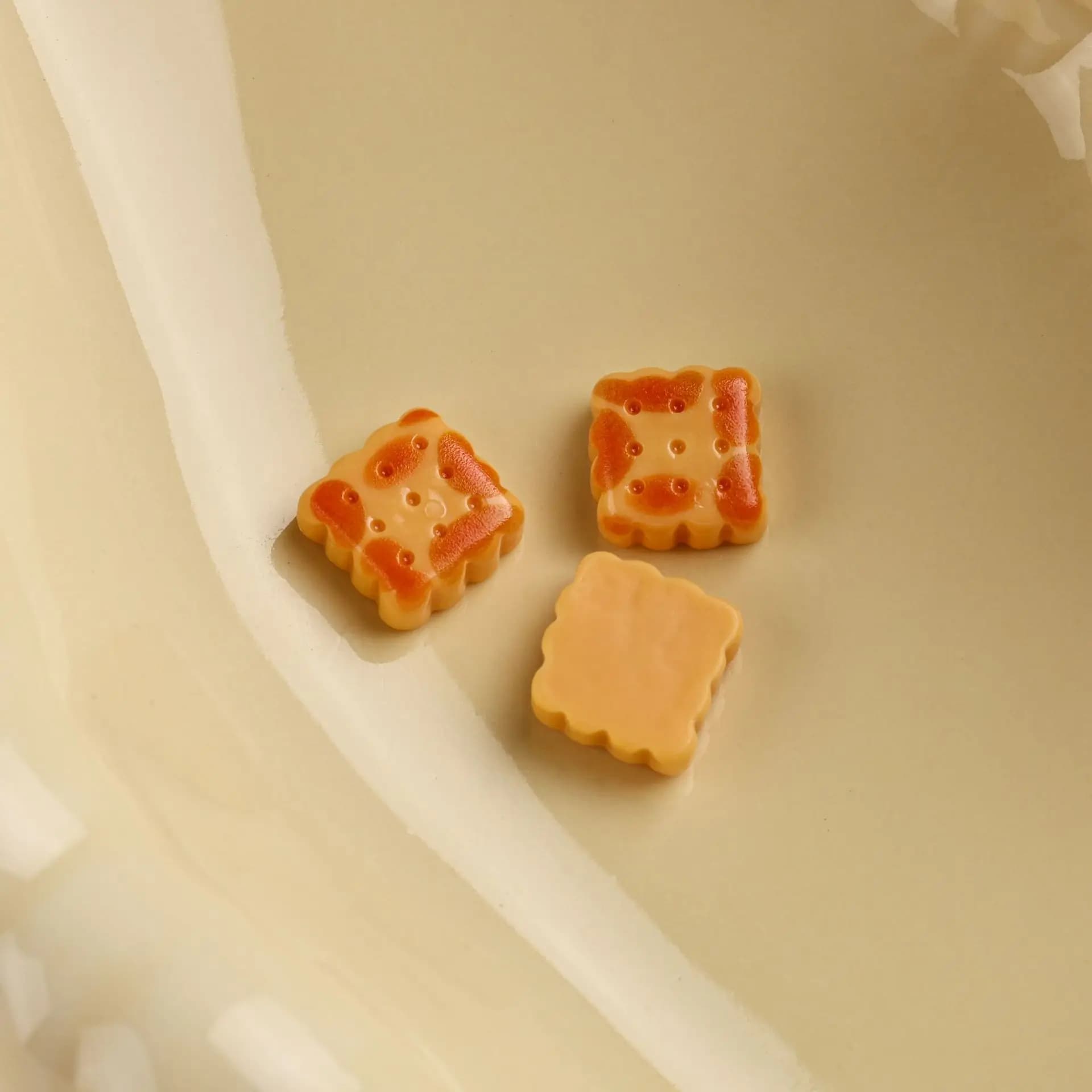 Mini rouleau de beurre aléatoire, 30 pièces, modèle alimentaire pour pain, scène de cuisine, résine, crème faite à la main, autocollant décoratif pour réfrigérateur, décoration de maison