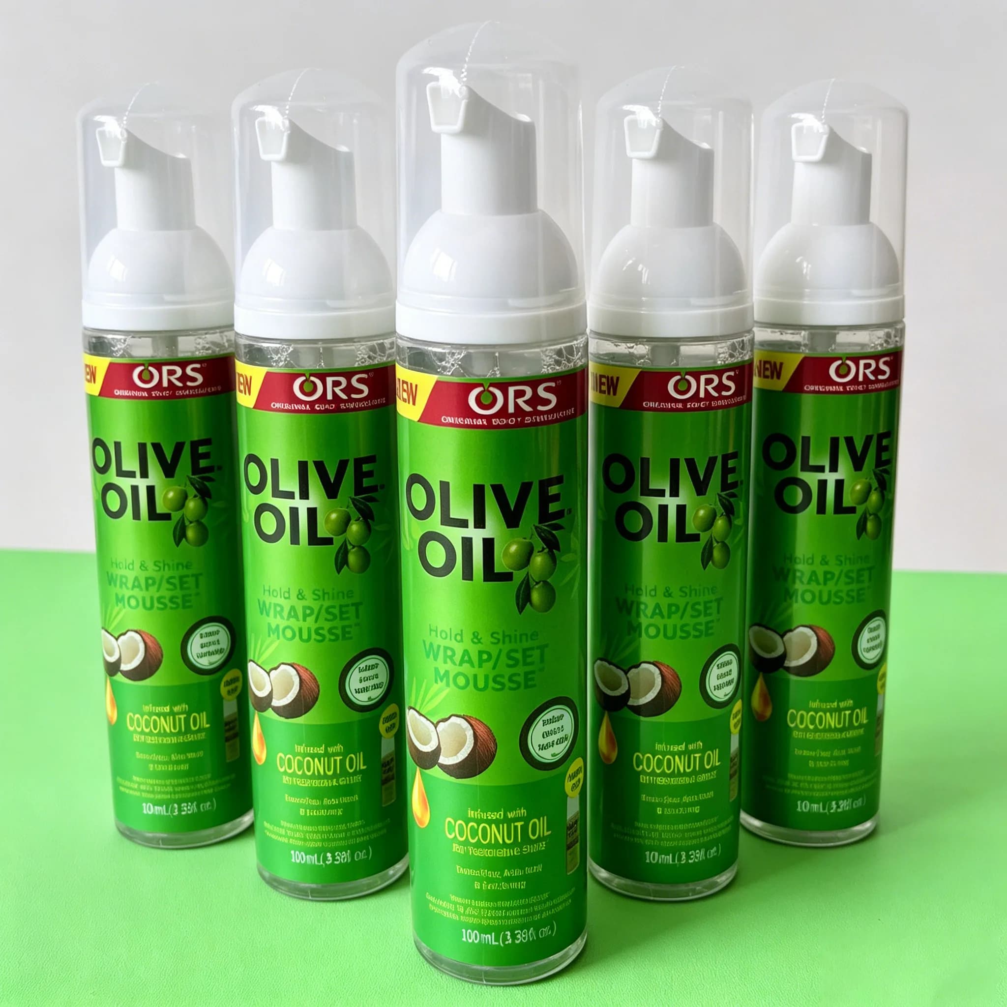 Mousse pour cheveux bouclés (100 ml) pour perruques, mousse coiffante à l'huile d'olive à tenue forte, mousse anti-frisottis pour coiffer les cheveux des femmes