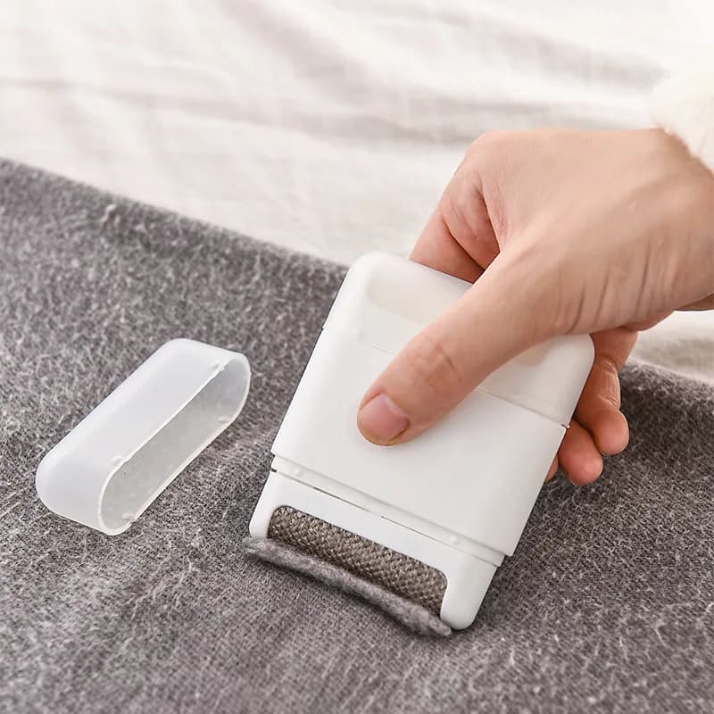 Mini rouleaux à peluches portables, 1 pièce, brosse pour enlever les poils de tapis, pour pull, manteau en laine, vêtements, outils de nettoyage de la fourrure