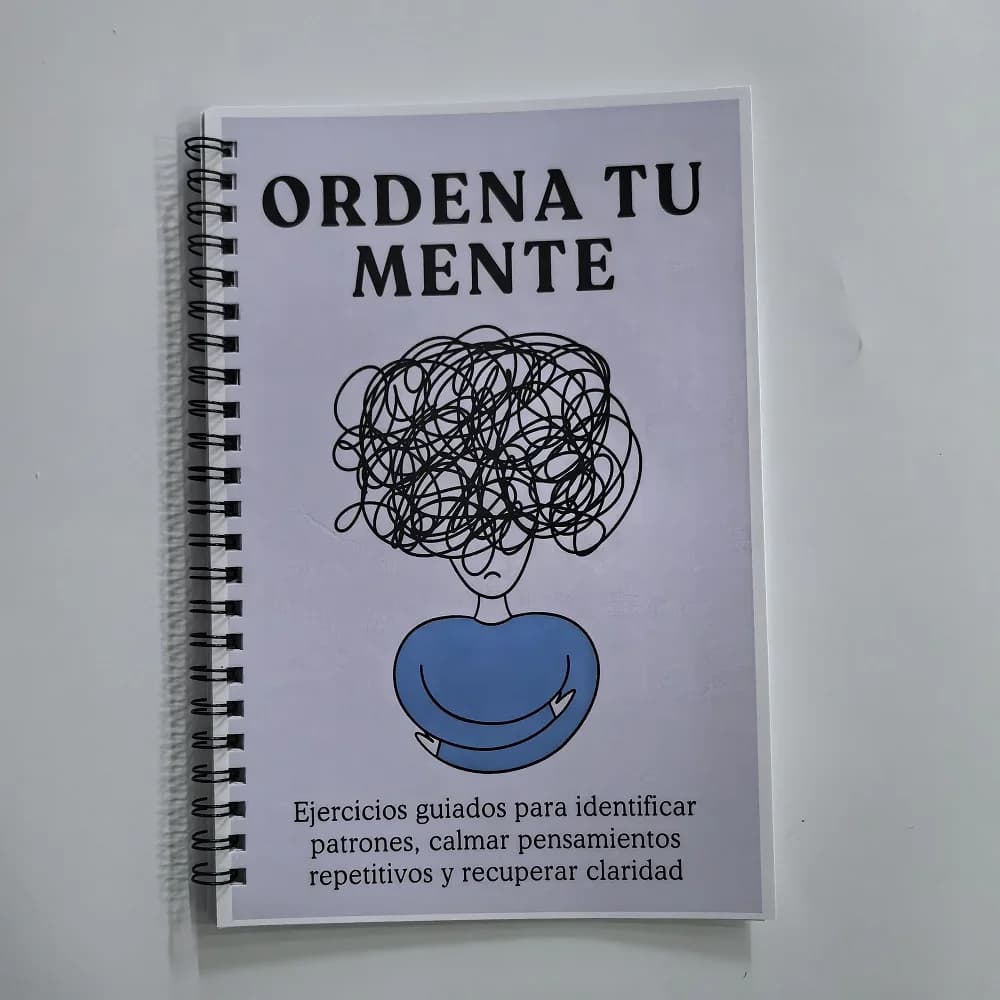 ORDENA TU MENTE Journal de réflexion guidée, Cahier de travail sur la santé mentale en espagnol, Exercices de pleine conscience pour la réduction du stress, Livre d'autofaisceuillement