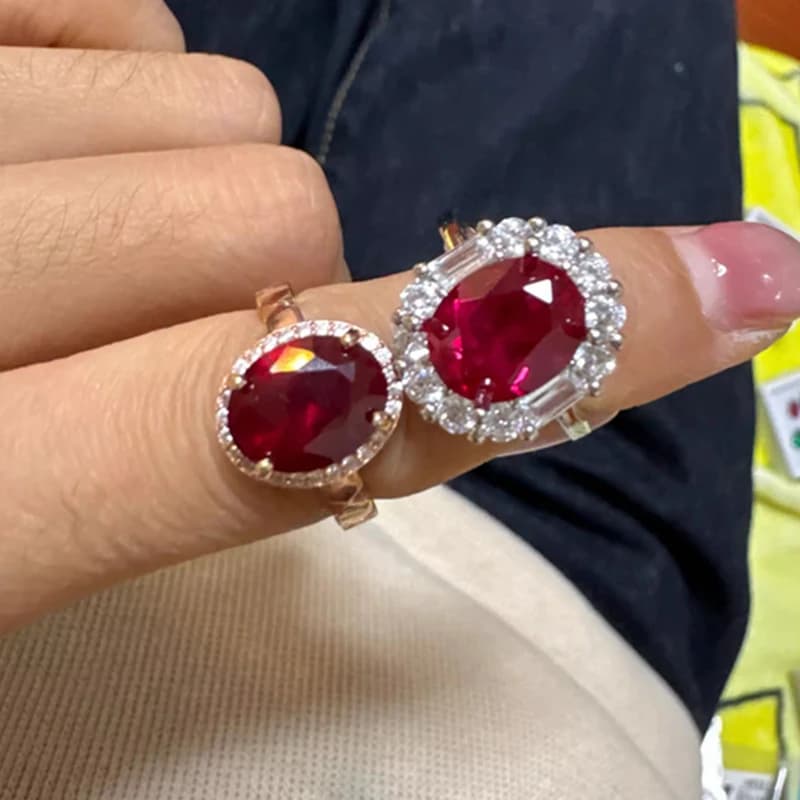 Belle pierre de rubis ovale facettée de 13x18,0 mm, 16,0 ct, testée au UV, pour la fabrication de bijoux, la collection ou la sertissage.