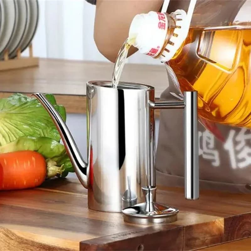 Boîte à huile en acier inoxydable 304, huile d'olive, soja aiss, pot d'huile, récipient d'assaisonnement étanche, stockage de cuisine, outil de cuisson, 500 et 700ml