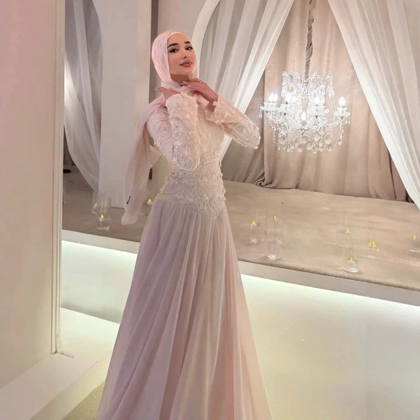 Robes de mariée de luxe Serene Hill 2026, couleur rose, col haut, manches longues, fleurs 3D, robes de mariée musulmanes LA73814, sur mesure