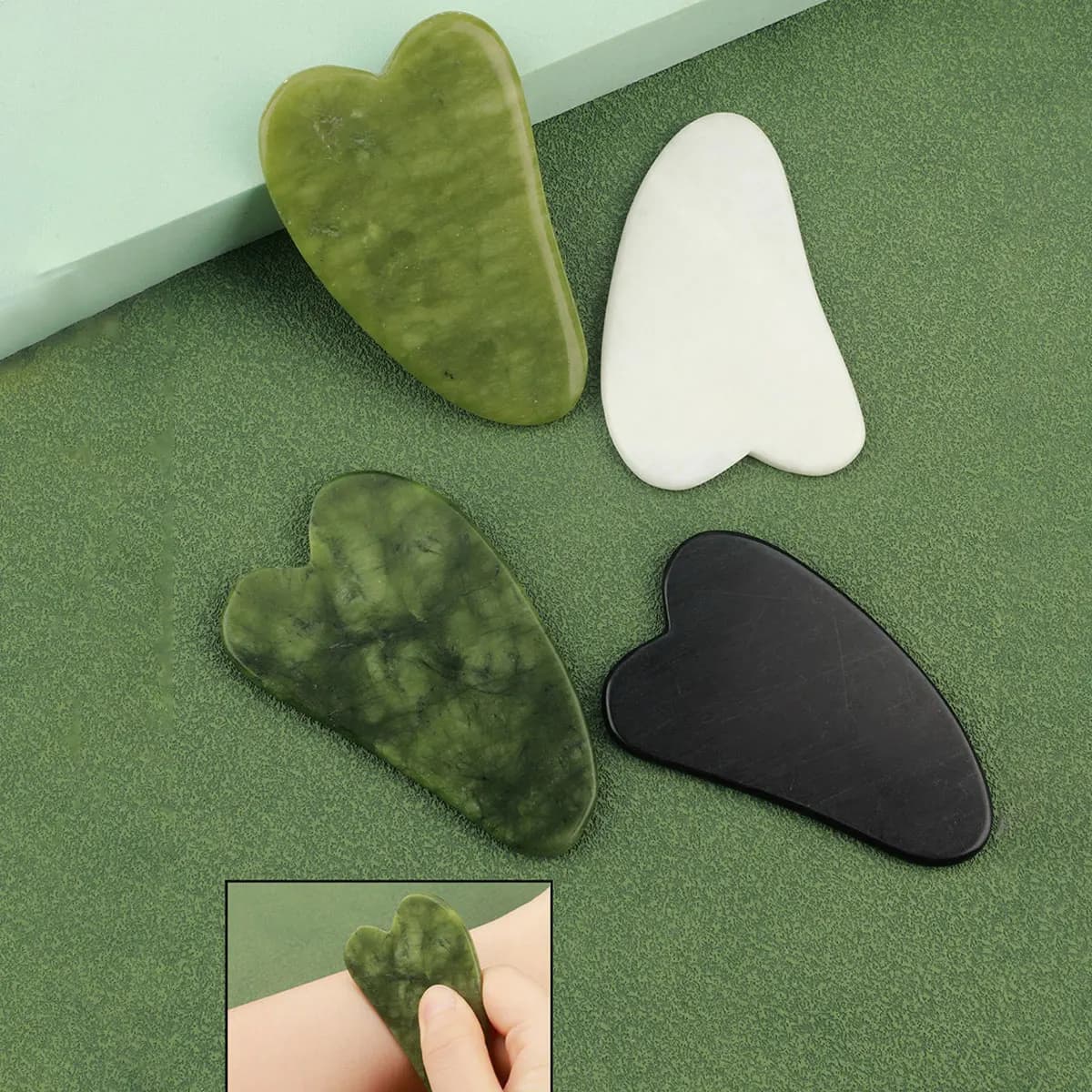 Ensemble de rouleaux et Gua Sha diversifiés