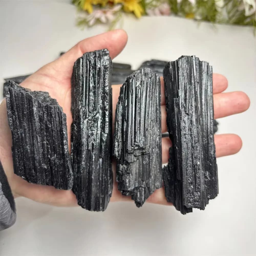 Grande pierre brute de Tourmaline noire naturelle de 17.64oz