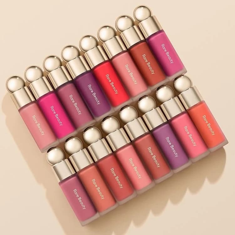 Rare beauté liquide Blush rouge à lèvres