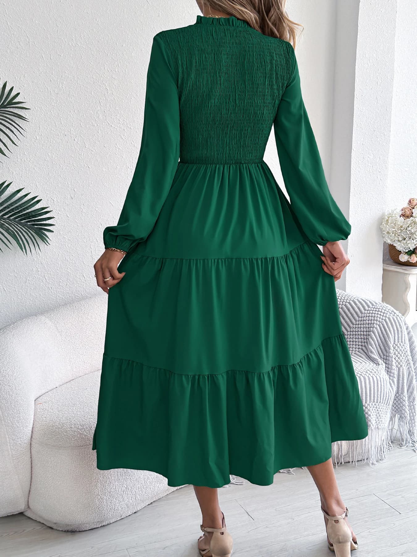 Robe mi-longue à manches longues et col rond pour femmes, couleur unie, vacances de printemps, taille à volants