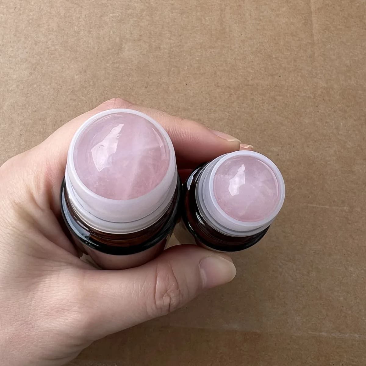 Bouteille en verre ambre/clair de 30ml 50ml, Quartz Rose naturel, boule à roulettes Extra Large en cristal, rouleau sur bouteille d'huile de parfum sous les bras