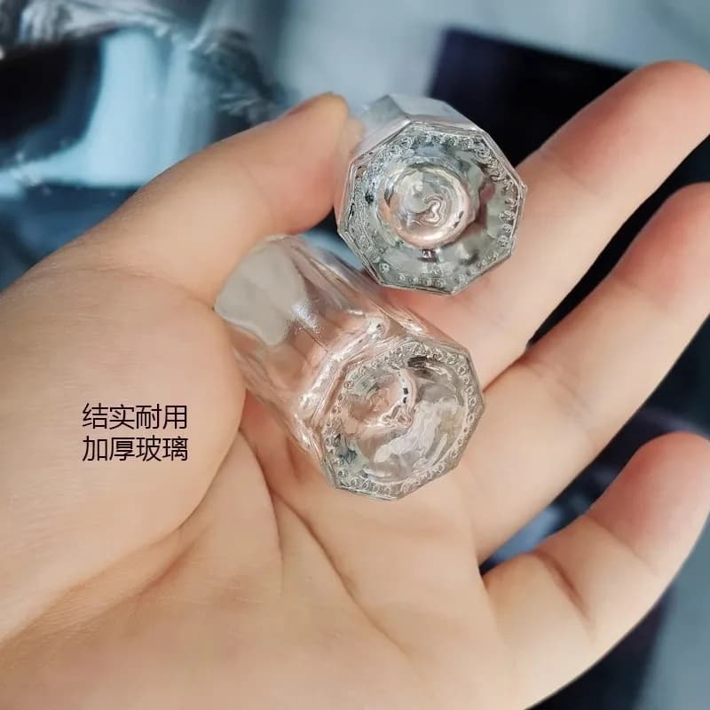 Bouteille en verre Lucifugal Roll-On