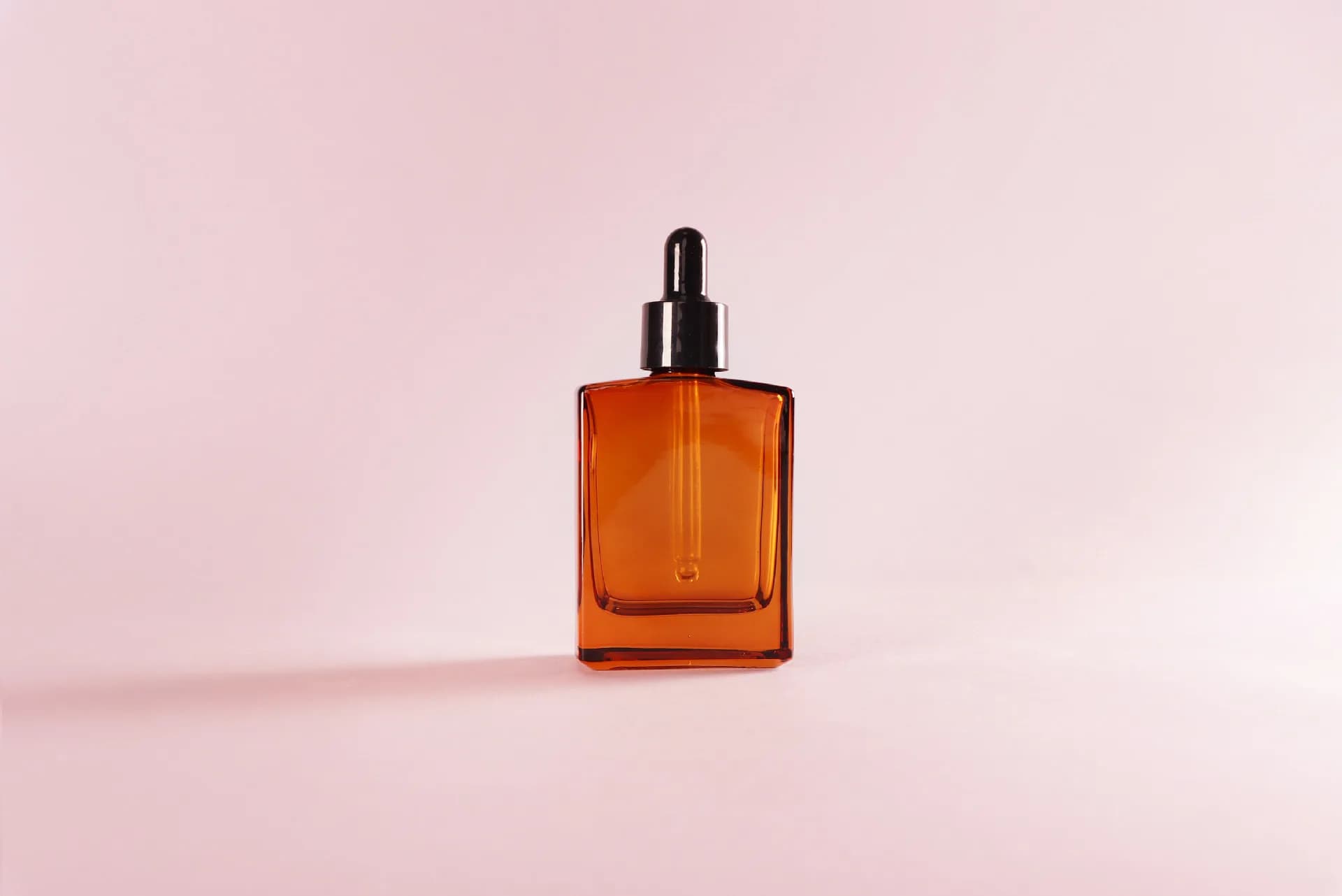 ‌ Flacon compte-gouttes d'huile essentielle rectangulaire à épaule plate ambre – Récipient en verre rechargeable de 30 ml/50 ml